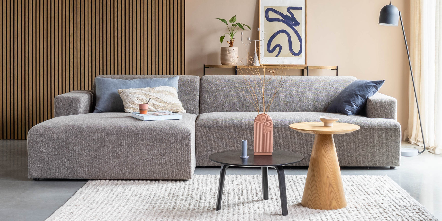 By SIDDE - Scandinavisch interieur - pasteltinten - verfkleur - bank Moa By SIDDE - Scandinavisch interieur - pasteltinten - verfkleur - bank Moa