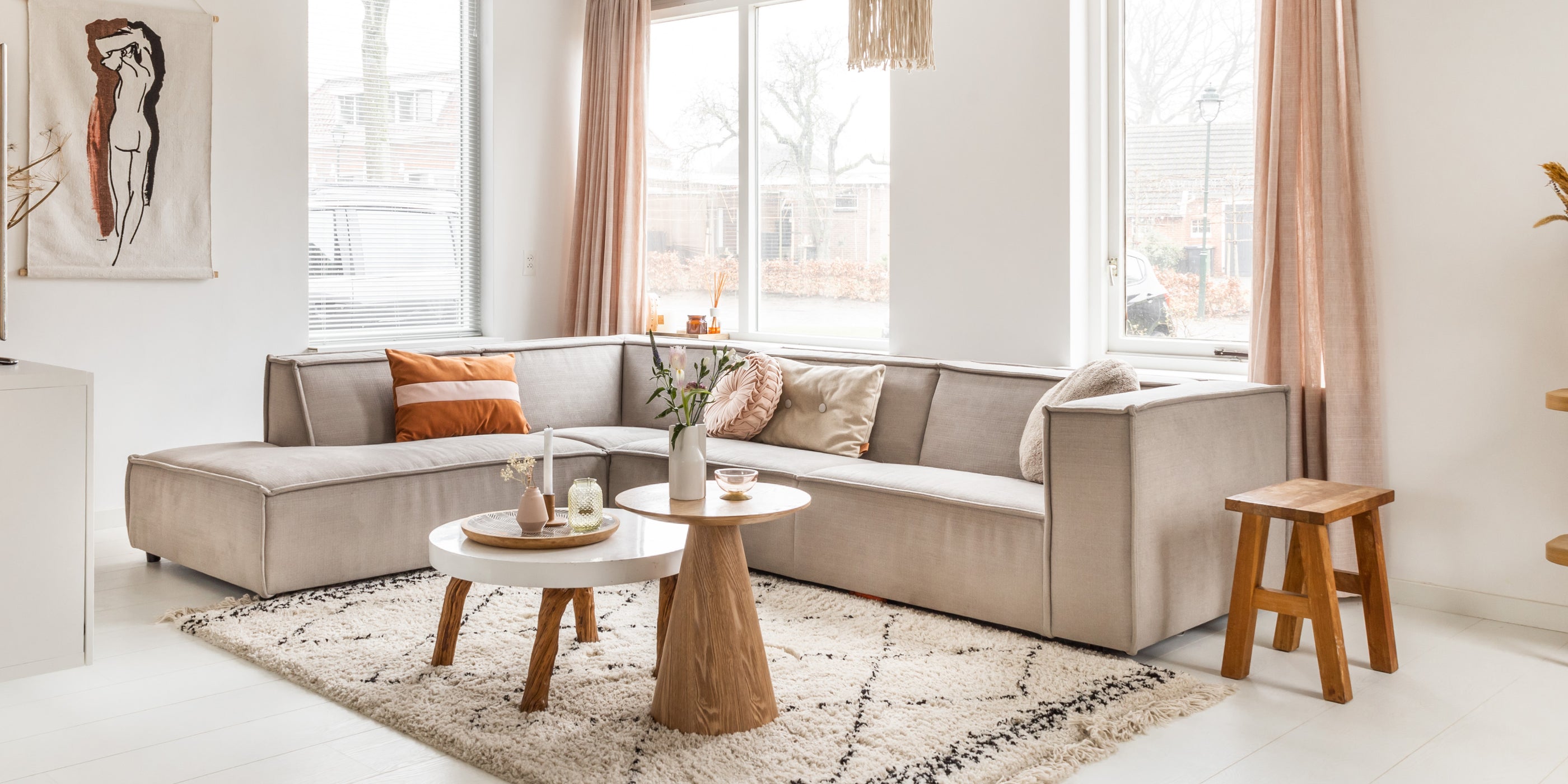 Hoekbank Sommer By SIDDE - lichte woonkamer - beige bank Hoekbank Sommer By SIDDE - lichte woonkamer - beige bank